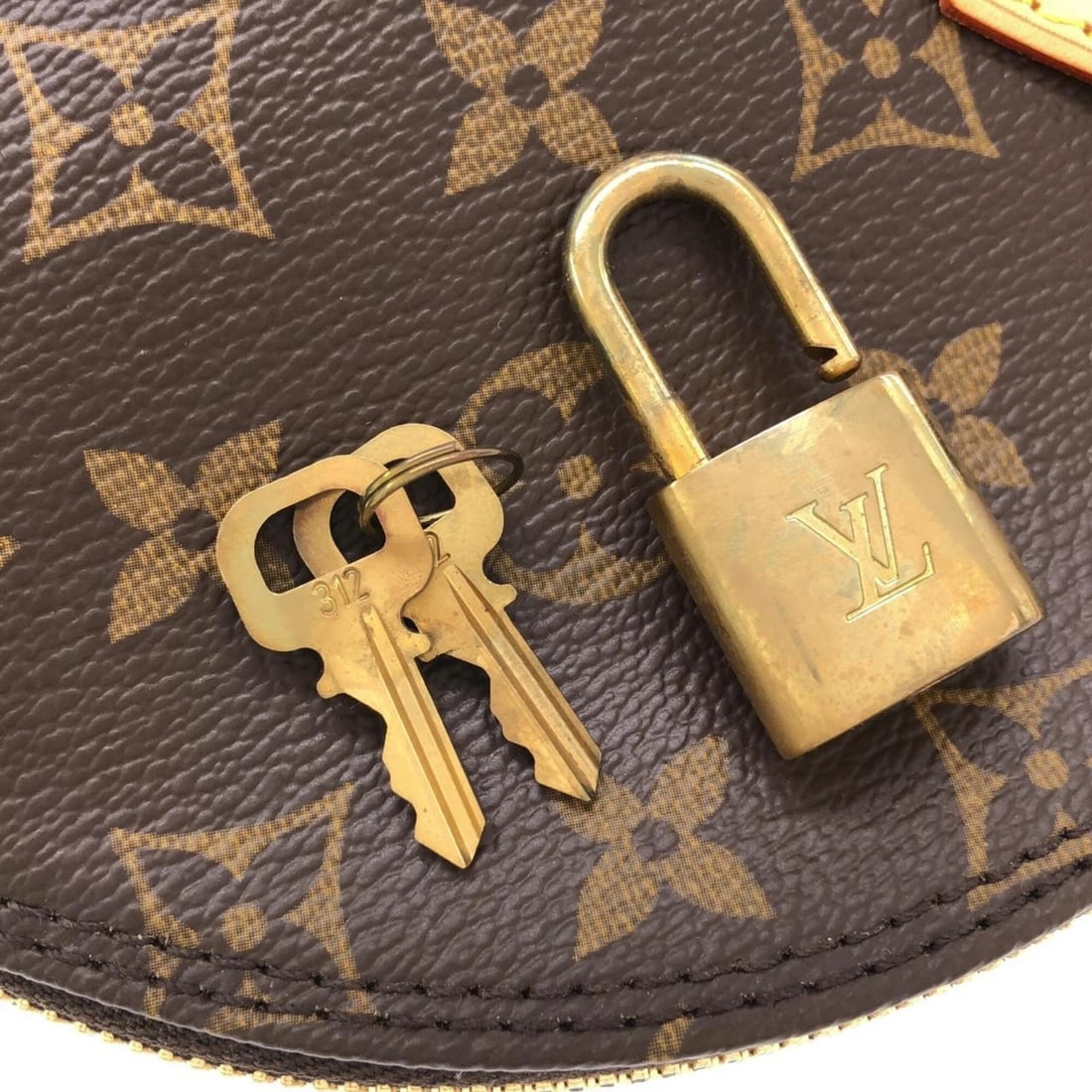 Louis Vuitton Monogram Alma PM M51130 Handbag - 6