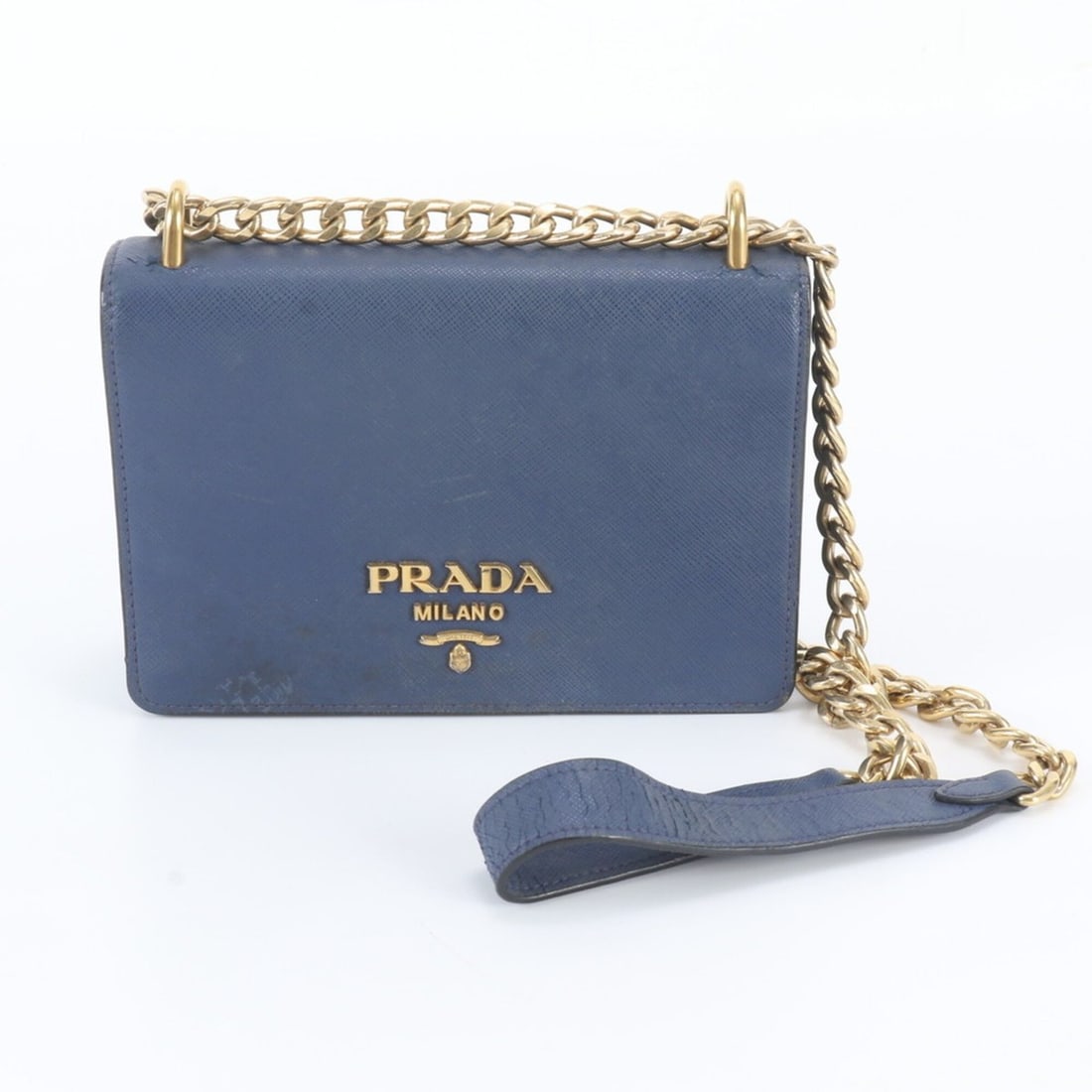 Prada Saffiano Chain 1BD133 Leather 2-Way Shoulder Bag/Handbag Navy Blue Women's: --- Catalog ---Category: SizeSize (HxWxD): 14cm x 20cm x 6cm / 5.51'' x 7.87'' x 2.36''Category: DesignType: Handbag, Shoulder bagColor: NavyGender: WomenMaterial: Leather Category: GeneralBrand: Prad