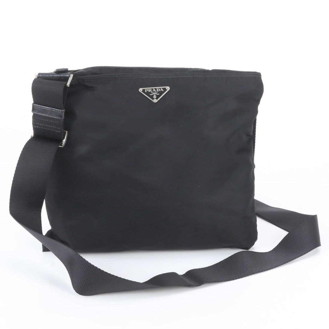 Prada Tessuto Nylon Triangle Logo Leather Shoulder Bag, Black, Men's: --- Catalog ---Category: SizeSize (HxWxD): 25cm x 29cm x 1cm / 9.84'' x 11.41'' x 0.39''Category: DesignType: Shoulder bagColor: BlackGender: MenMaterial: Nylon , Leather Category: GeneralBrand: Prada