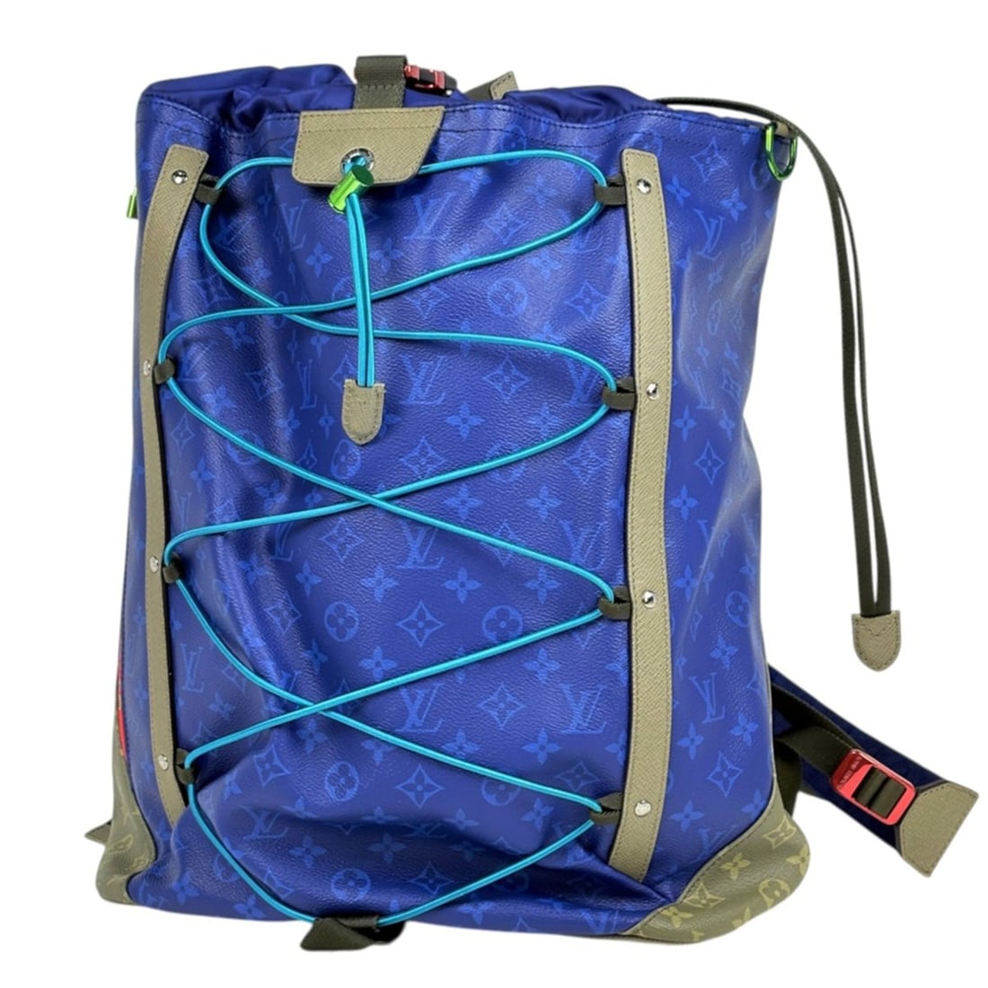 Louis Vuitton Split Backpack Taigarama Cobalt (Blue) M43833 Men's: --- Catalog ---Category: SizeSize (HxWxD): 61cm x 35cm x 17cm / 24.01'' x 13.77'' x 6.69''Category: DesignType: BackpackColor: Blue, CobaltGender: MenMaterial: Taigarama Category: GeneralBrand: Louis 