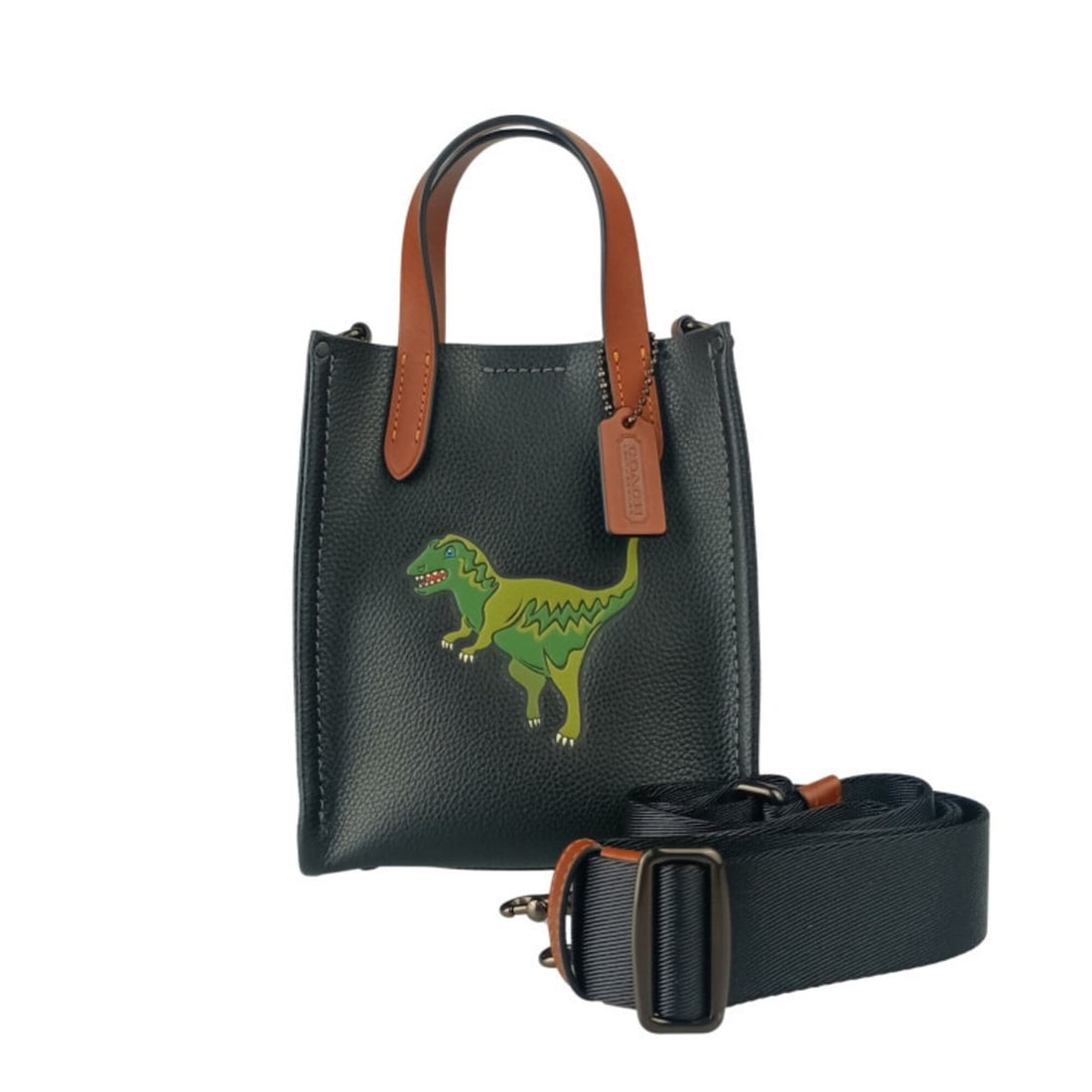 COACH Relay Tote Bag 17?Rexi CCL17 Black Multi Polished Pebble Leather Men's Shoulder: --- Catalog ---Category: SizeSize (HxWxD): 20cm x 17cm x 8cm / 7.87'' x 6.69'' x 3.14''Category: DesignType: Handbag, Shoulder bag, Tote bagColor: Black, Multi-colorGender: MenClosure: MagnetMaterial: