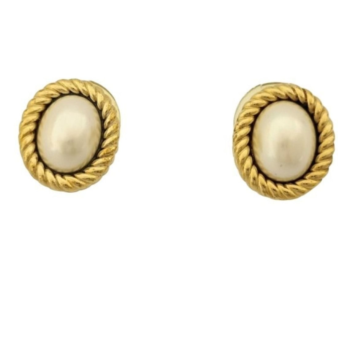 Dior Gold Metal Faux Pearl Oval Earrings for Women: --- Catalog ---Category: SizeSize (HxWxD): 14.00mm x 12.00mm / 0.55'' x 0.47''Category: DesignType: Stud earringsColor: GoldMetal: GoldStone: Artificial pearlGender: WomenMaterial: MetalCategory: Gene
