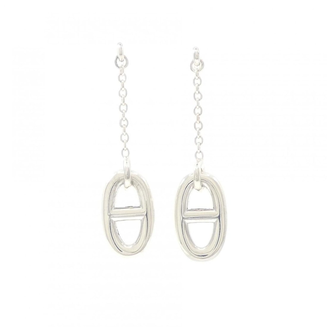 Hermes Farandole Earrings: --- Catalog ---Category: SizeSize (HxWxD): 40.10mm x 10.00mm / 1.58'' x 0.39''Category: DesignType: Stud earringsColor: SilverGender: WomenMaterial: Silver 925Category: GeneralMPN: H108618BBrand: Herm