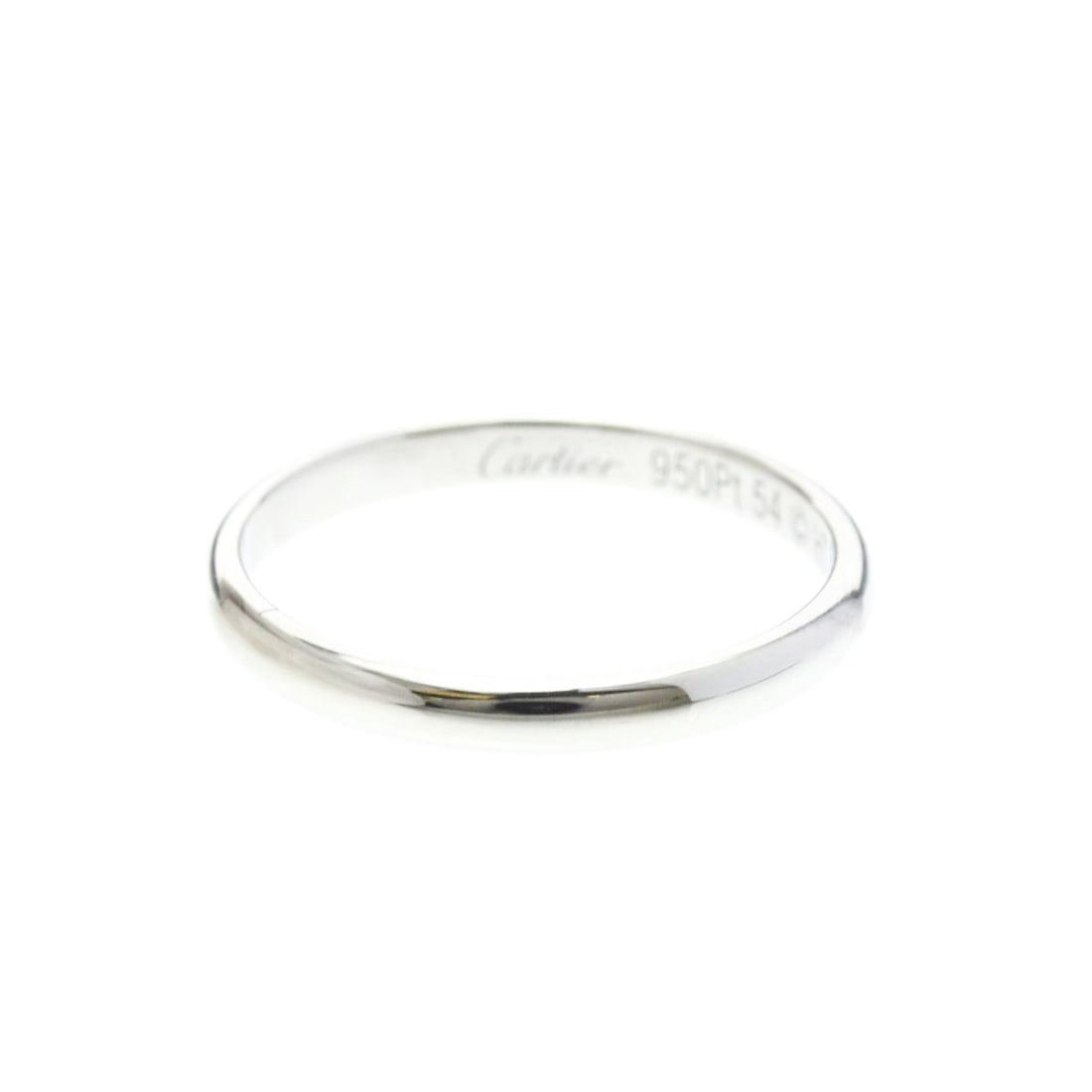 Cartier 1895 Wedding Band Ring Platinum Fashion No Stone Band Ring Silver: --- Catalog ---Category: SizeWidth: 2.5mm / 0.1''Weight: 3.2g / 0.11oz.JP Size: 14US Size: 6 3/4Brand Size: 54Category: DesignType: Band ringColor: SilverMetal: PlatinumStone: No StoneStyle: FashionGe