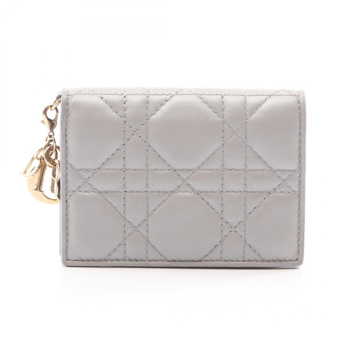 Christian Dior Dior Lady Cannage business card holder/card case, leather, women's, gray.: --- Catalog ---Category: DesignType: Card caseColor: GrayGender: WomenMaterial: Leather Category: GeneralBrand: Christian DiorCategory: Physical PropertiesSize (HxWxD): 7.5cm x 11cm x 2cm / 2.95'' x 4