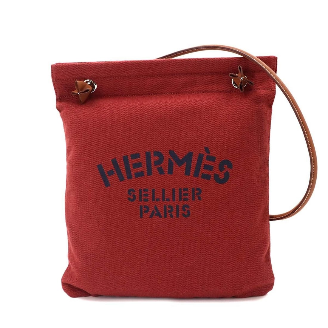 Hermes Sac Aline MM Shoulder Handbag, Toile Chevron Swift Leather, Rouge H Gold, B Stamp.: --- Catalog ---Category: SizeSize (HxWxD): 34cm x 29.5cm x 1cm / 13.38'' x 11.61'' x 0.39''Category: DesignType: Handbag, Shoulder bagColor: Brown, Rouge HGender: WomenMaterial: Toile chevron , Swift 