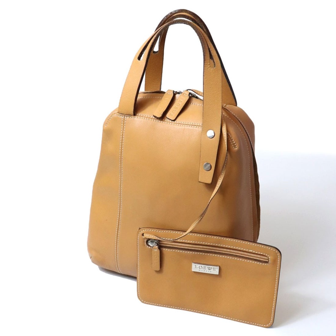 LOEWE handbag, leather, brown, women's handbag.: --- Catalog ---Category: SizeSize (HxWxD): 24cm x 21cm x 9cm / 9.44'' x 8.26'' x 3.54''Category: DesignType: HandbagColor: BrownGender: WomenMaterial: Leather Category: GeneralBrand: Loewe--- Item Lis