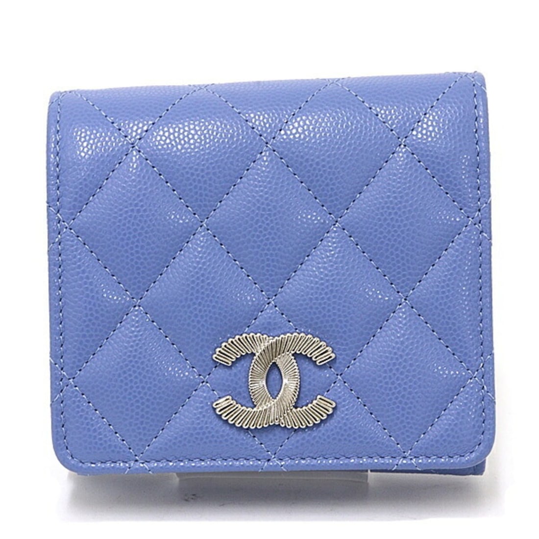 Chanel CHANEL Flap Wallet Tri-fold Matelassé Coco Mark Fish Caviar Skin Blue Unused: --- Catalog ---Category: SizeSize (HxWxD): 10cm x 10.5cm x 4cm / 3.93'' x 4.13'' x 1.57''Category: DesignType: Wallet (tri-fold)Color: BlueGender: WomenMaterial: Grained Calfskin Category: GeneralLine