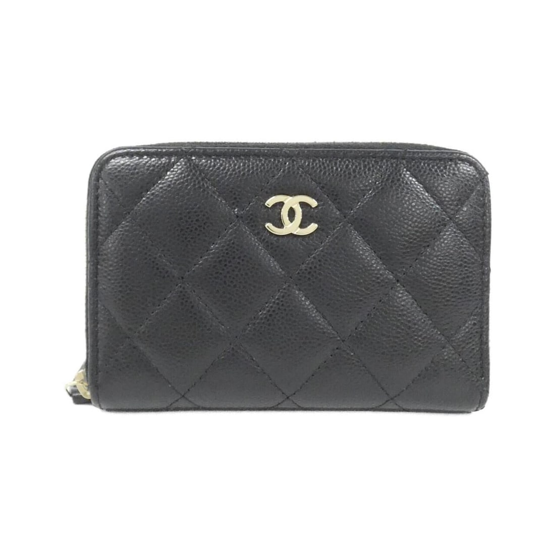 Chanel Timeless Classic Line AP3686 Wallet/Coin Case: --- Catalog ---Category: SizeSize (HxWxD): 9cm x 12cm x 2cm / 3.54'' x 4.72'' x 0.78''Category: DesignType: Coin purse/coin caseColor: BlackGender: WomenMaterial: Grained Calfskin Category: GeneralMPN