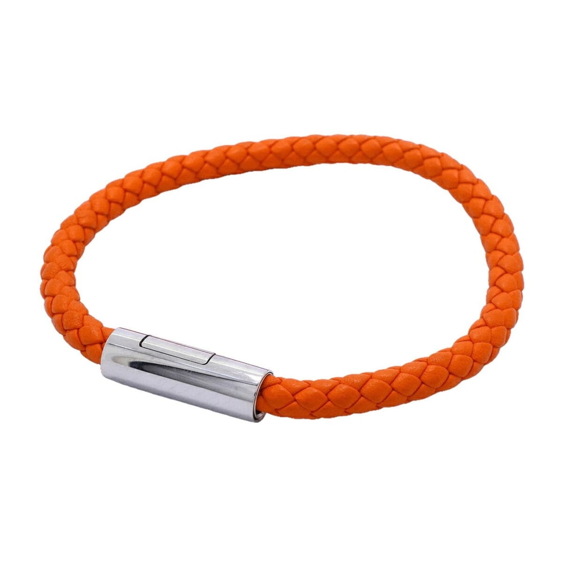 Hermes Goliath Bracelet, Metal and Leather, Silver Orange, Women's, P3247797: --- Catalog ---Category: SizeLength: 17cm / 6.69''Category: DesignType: Charm braceletColor: Orange, SilverGender: WomenMaterial: Leather, MetalCategory: GeneralBrand: Hermes--- Item List ---Section: 