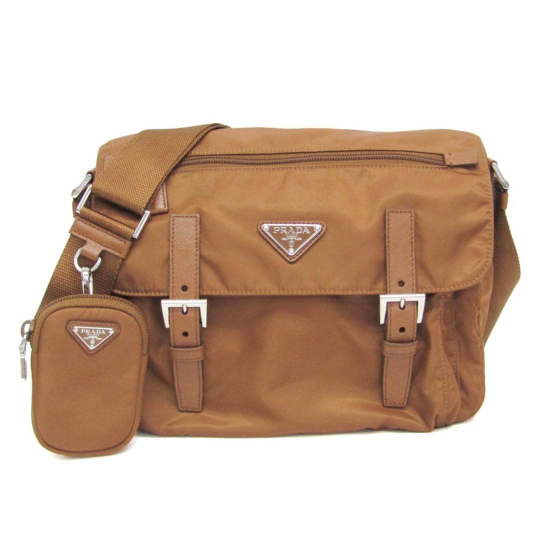 Prada Re-Nylon Crossbody Bag 1BD953 Men,Women Nylon,Leather Shoulder Bag Brown: --- Catalog ---Category: SizeSize (HxWxD): 22cm x 26cm x 12cm / 8.66'' x 10.23'' x 4.72''Strap Length: 85cm - 139cm / 33.46'' - 54.72''Category: DesignType: Shoulder bagColor: BrownGender: Men,WomenCl