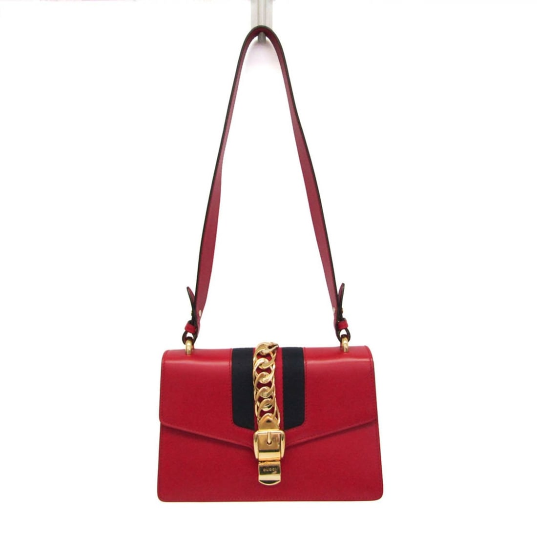 Gucci Sylvie 421882 Women's Leather Shoulder Bag Red Color: --- Catalog ---Category: SizeSize (HxWxD): 17cm x 25cm x 7cm / 6.69'' x 9.84'' x 2.75''Strap Length: 73cm / 28.74''Category: DesignType: Shoulder bagColor: Red colorGender: WomenClosure: FastenerMater