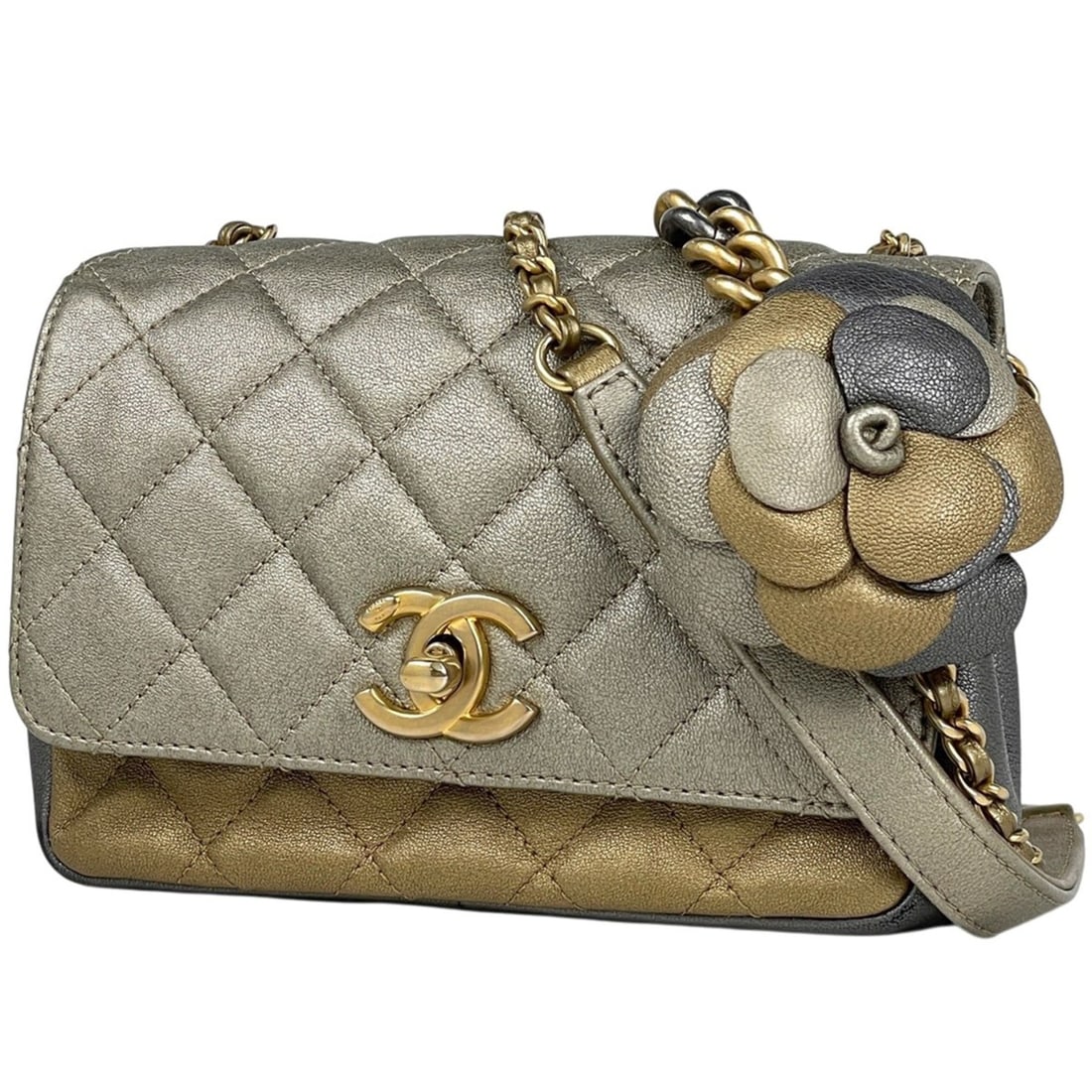 Chanel Coco Mark Chain Shoulder Bag Mini Matelassé Camellia Leather Gold Silver Women's: --- Catalog ---Category: SizeStrap Drop: 58cm / 22.83''Size (HxWxD): 12cm x 17cm x 5cm / 4.72'' x 6.69'' x 1.96''Category: DesignType: Shoulder bagColor: Gold, SilverGender: WomenMaterial: Leather Cat