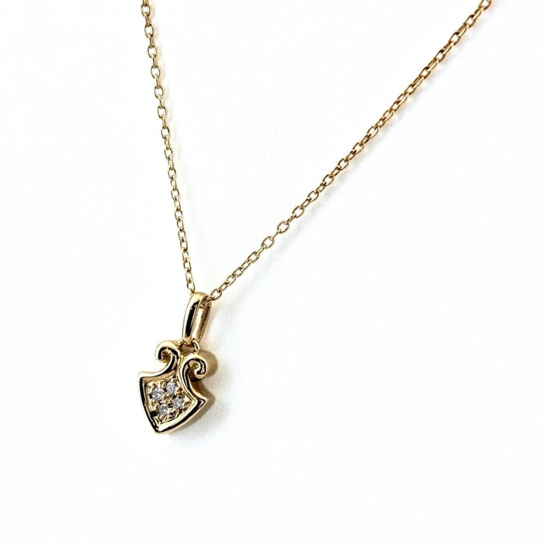 Christian Dior Yellow Gold Pendant Necklace with Small Diamonds (750) - Women's