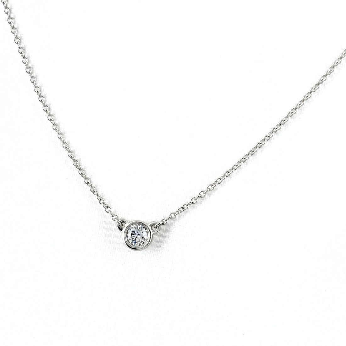Tiffany & Co. By the Yard Necklace, Platinum Diamond Pendant Pt950, Diamond, Women's: --- Catalog ---Category: SizePendant Size: 4.7mm x 4.7mm / 0.18'' x 0.18''Neck Circumference: 40 cm / 15.74''Category: DesignStone: DiamondGender: WomenMaterial: Platinum 950Necklace Type: NecklaceCat