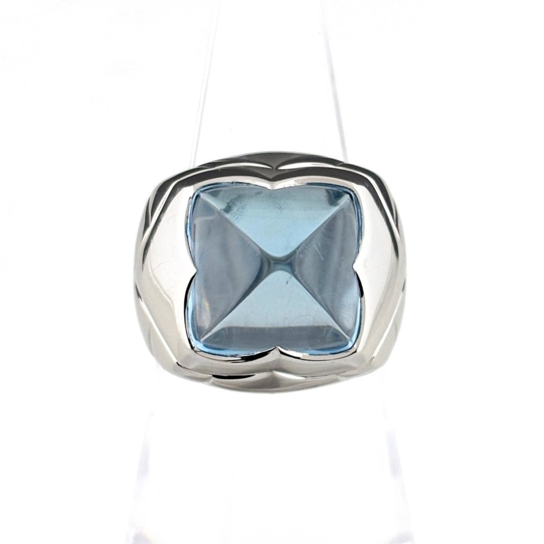 Bulgari BVLGARI Pyramide Ring Blue Topaz 750 Women's: --- Catalog ---Category: SizeJP Size: 13US Size: 6.5Category: DesignType: Band ringStone: TopazGender: WomenCategory: GeneralBrand: Bvlgari--- Item List ---Section: ConditionRanking: Rank B Used - Tra