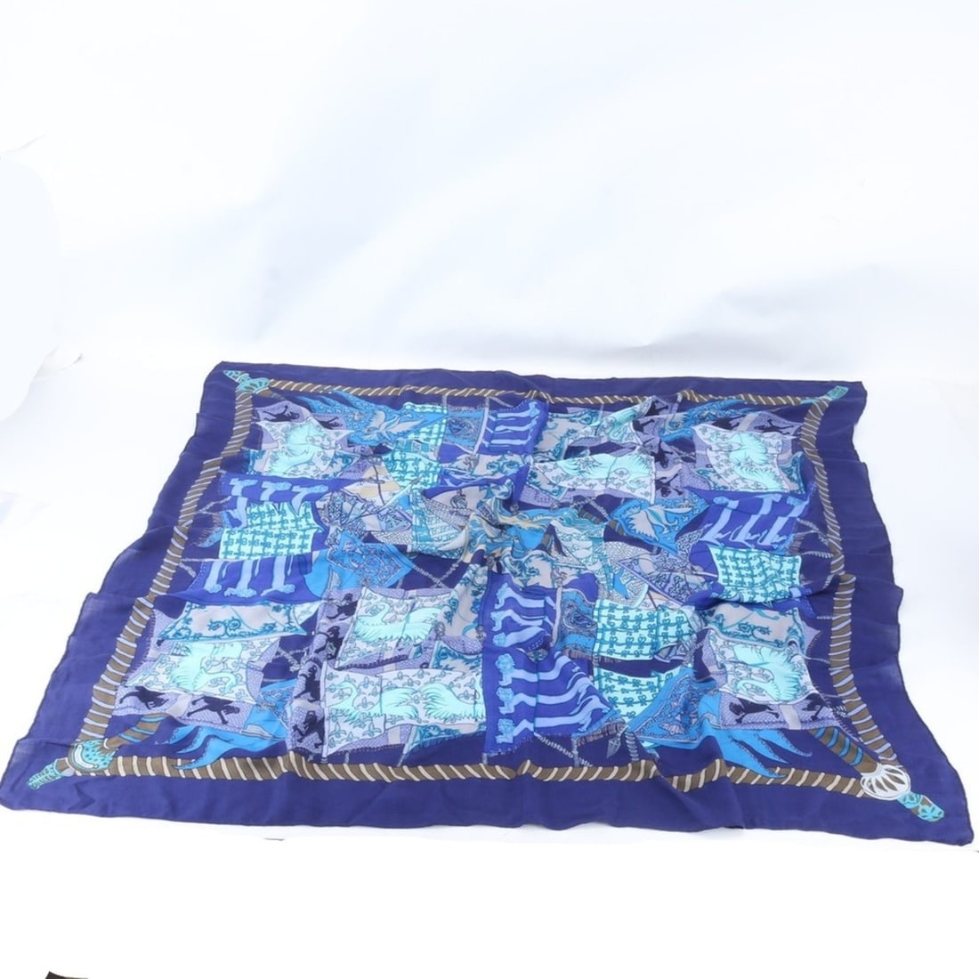 Hermes Carre Géant 140 (with tag) - "Etendards et Bonnieres" (Flags of Bonnieres) scarf, cashmere: --- Catalog ---Category: SizeSize (LxW): 1.4m x 1.4m / 55.11'' x 55.11''Category: DesignType: ScarfColor: BlueGender: WomenMaterial: Cashmere Category: GeneralBrand: HermesCountry of Origin: France---