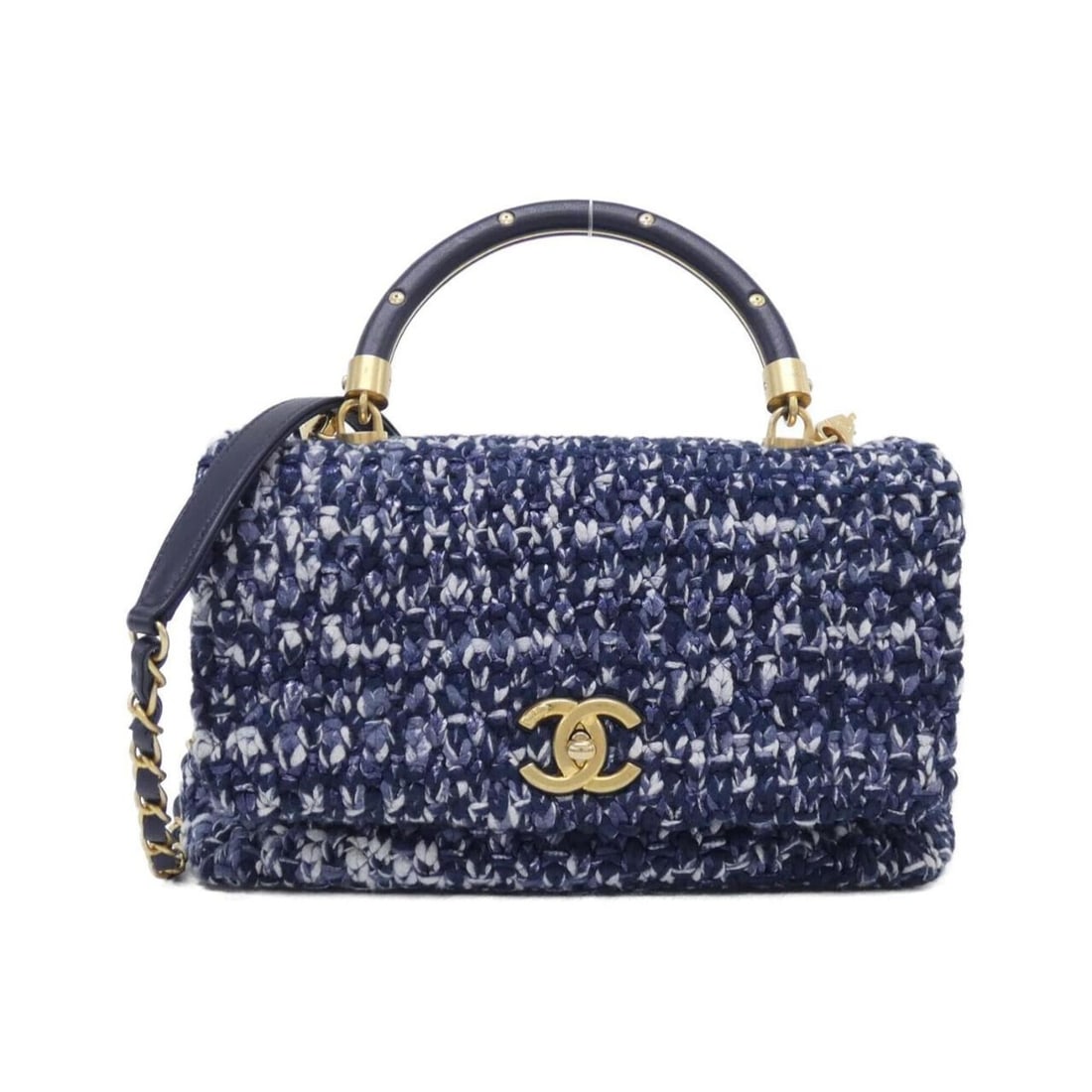 Chanel 92991 handbag: --- Catalog ---Category: SizeSize (HxWxD): 19cm x 29cm x 12cm / 7.48'' x 11.41'' x 4.72''Category: DesignType: HandbagColor: NavyGender: WomenMaterial: Tweed , Leather Hardware Color: Matte goldLeathe