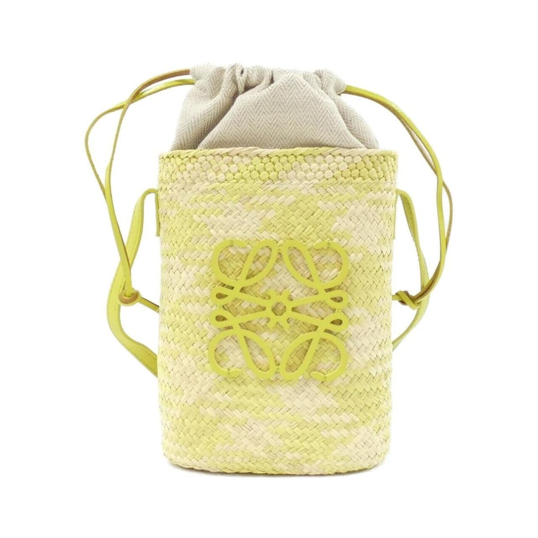 Loewe Square Pocket C630G35X06 Shoulder Bag: --- Catalog ---Category: SizeSize (HxWxD): 10cm x 12cm x 6cm / 3.93'' x 4.72'' x 2.36''Category: DesignType: Shoulder bagColor: Lime greenGender: WomenMaterial: Leather Leather/Fur Type: