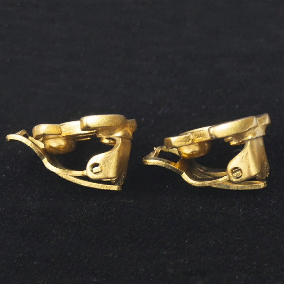 Chanel Coco Mark Earrings, Gold GP - 6