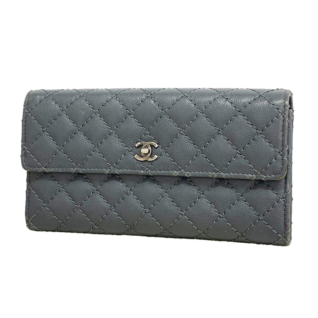 Chanel Matelassé Long Wallet, Caviar Leather, Gray, Women's, P3387593: --- Catalog ---Category: SizeSize (HxWxD): 10cm x 19.5cm x 3cm / 3.93'' x 7.67'' x 1.18''Category: DesignType: Long wallet (bi-fold)Color: GrayGender: WomenMaterial: Grained Calfskin Category: General