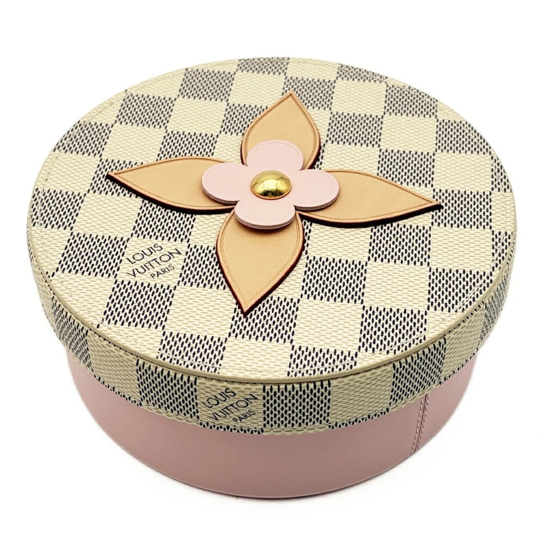 Louis Vuitton Damier Azur Boite Eugenie MM Case GI0378 Pink: --- Catalog ---Category: SizeSize (HxWxD): 6cm x 14cm x 14cm / 2.36'' x 5.51'' x 5.51''Category: DesignColor: Damier Azur, PinkGender: WomenMaterial: Damier Azur , Leather Category: GeneralMPN: GI0378
