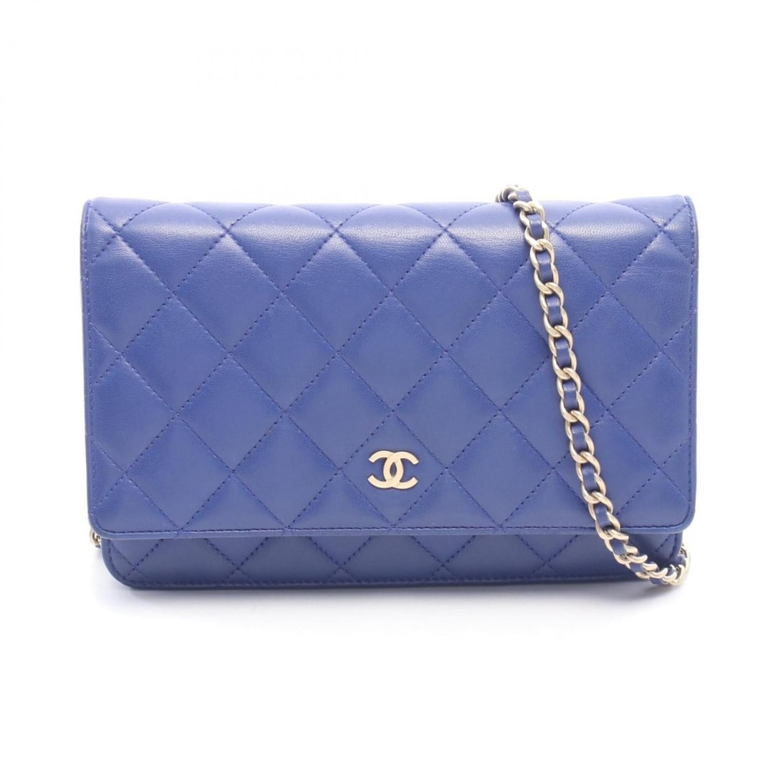 Chanel Matelassé Shoulder Bag/Handbag, Lambskin Leather, Women's, Blue: --- Catalog ---Category: SizeSize (HxWxD): 12cm x 19cm x 3cm / 4.72'' x 7.48'' x 1.18''Category: DesignType: Handbag, Shoulder bagColor: BlueGender: WomenMaterial: Leather Hardware Color: GoldLeather/