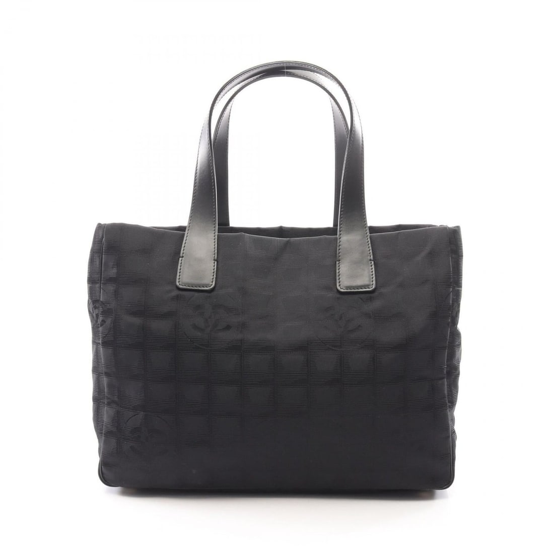 Chanel New Travel Line MM Tote Bag Handbag Leather Nylon Canvas Women's Black A15991: --- Catalog ---Category: SizeSize (HxWxD): 25cm x 34cm x 14.5cm / 9.84'' x 13.38'' x 5.7''Category: DesignType: Handbag, Tote bagColor: BlackGender: WomenMaterial: Leather , Nylon canvas Hardware Colo