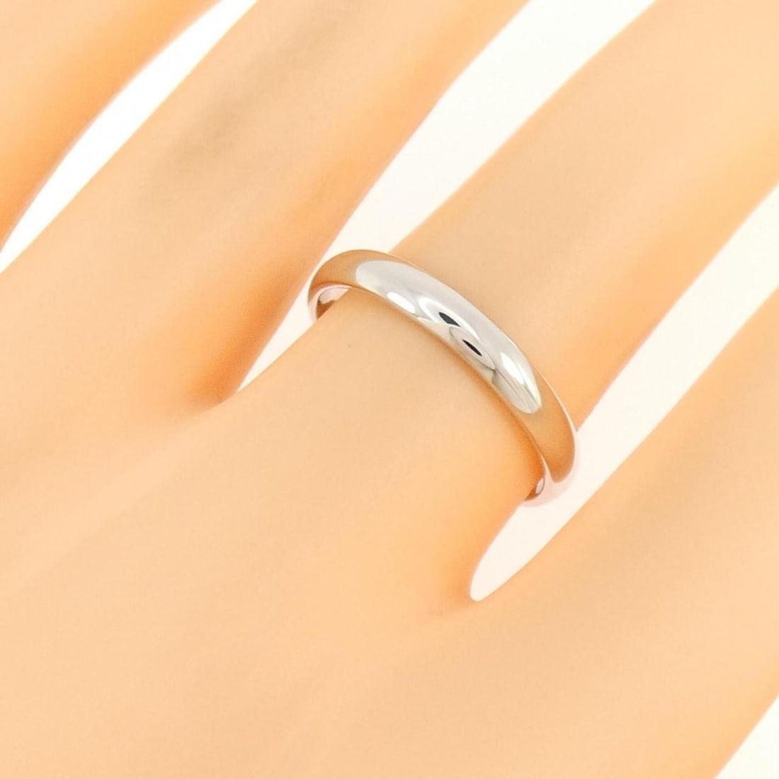 Van Cleef & Arpels Tendrement Ring - 4
