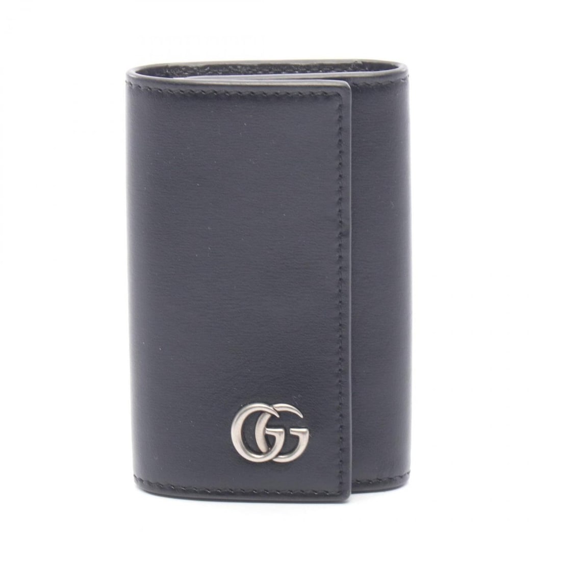Gucci GG Marmont Key Case, Leather Accessory, Women's, Black, 435305: --- Catalog ---Category: DesignType: KeycaseColor: BlackGender: WomenMaterial: Leather Category: GeneralMPN: 435305Brand: GucciCategory: Physical PropertiesSize (HxWxD): 11cm x 7cm x 2cm / 4.33'' x 2.