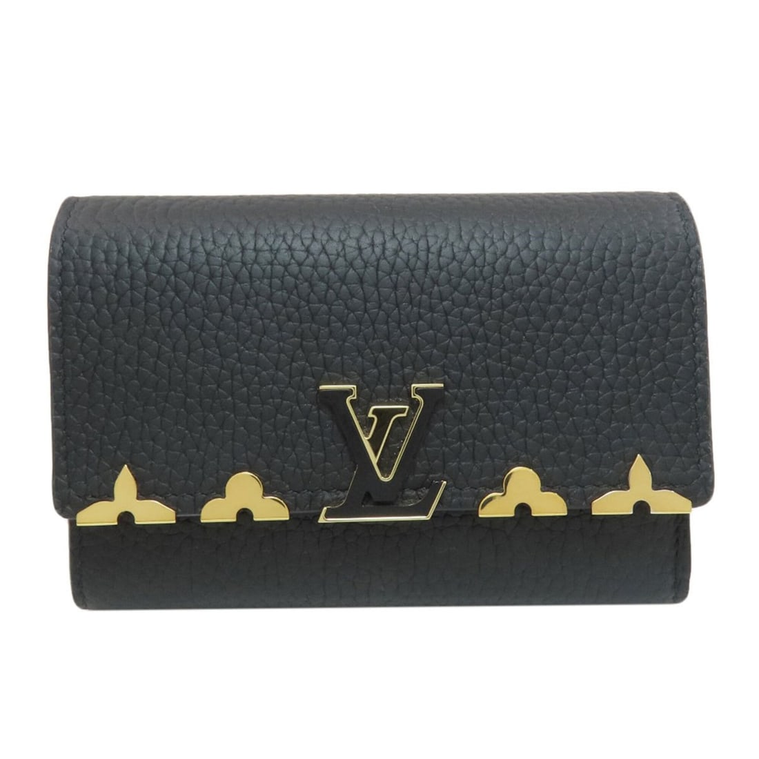 Louis Vuitton M82764 Portefeuille Capucines Compact Bi-fold Wallet, Taurillon Leather, Women's LOUIS: --- Catalog ---Category: SizeSize (HxWxD): 10cm x 13.5cm x 3cm / 3.93'' x 5.31'' x 1.18''Category: DesignType: Wallet (bi-fold)Color: BlackGender: WomenMaterial: Leather Leather/Fur Type: Taurillon le