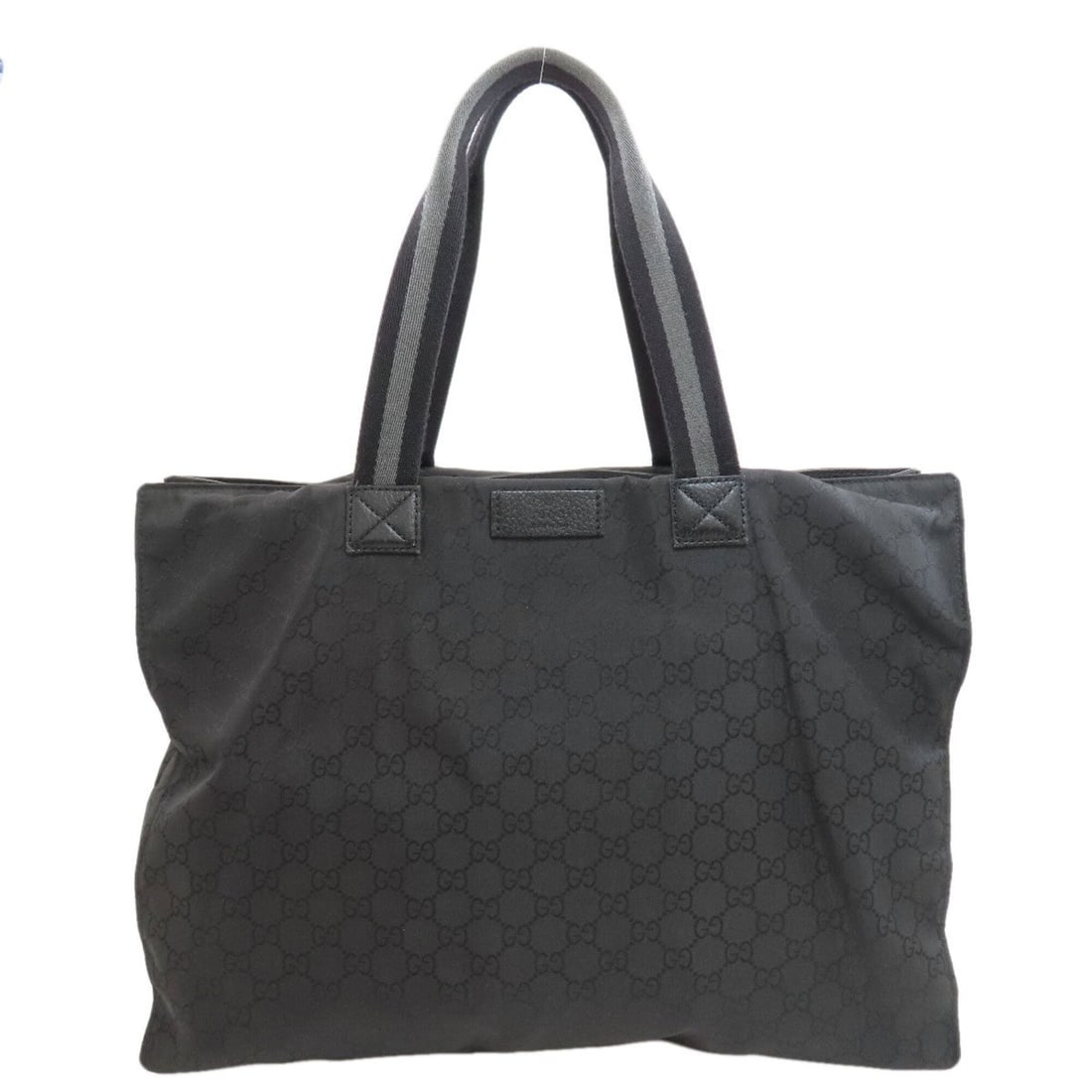 Gucci 449176 Outlet GG Tote Bag, Nylon Material, Men's GUCCI: --- Catalog ---Category: SizeSize (HxWxD): 31cm x 42cm x 12.5cm / 12.2'' x 16.53'' x 4.92''Category: DesignType: Tote bagColor: BlackGender: MenMaterial: Nylon Category: GeneralMPN: 449176Brand: Gucci