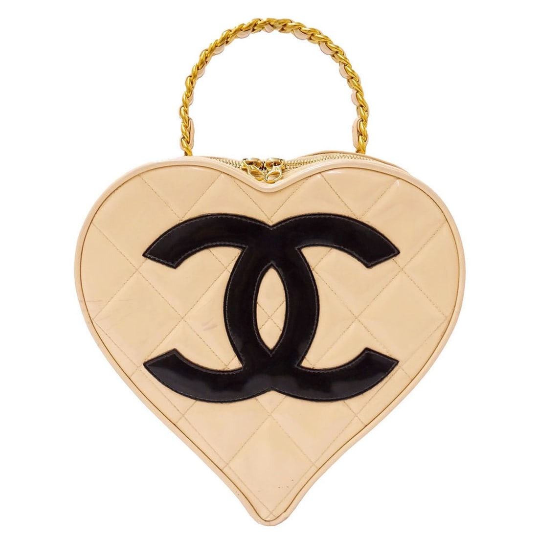 Chanel handbag for women, brand name, Matelassé enamel heart vanity bag, beige, gold hardware,: --- Catalog ---Category: SizeSize (HxWxD): 20cm x 23cm x 7.5cm / 7.87'' x 9.05'' x 2.95''Category: DesignType: HandbagColor: BeigeGender: WomenMaterial: Leather Leather/Fur Type: Enamel LeatherCategor