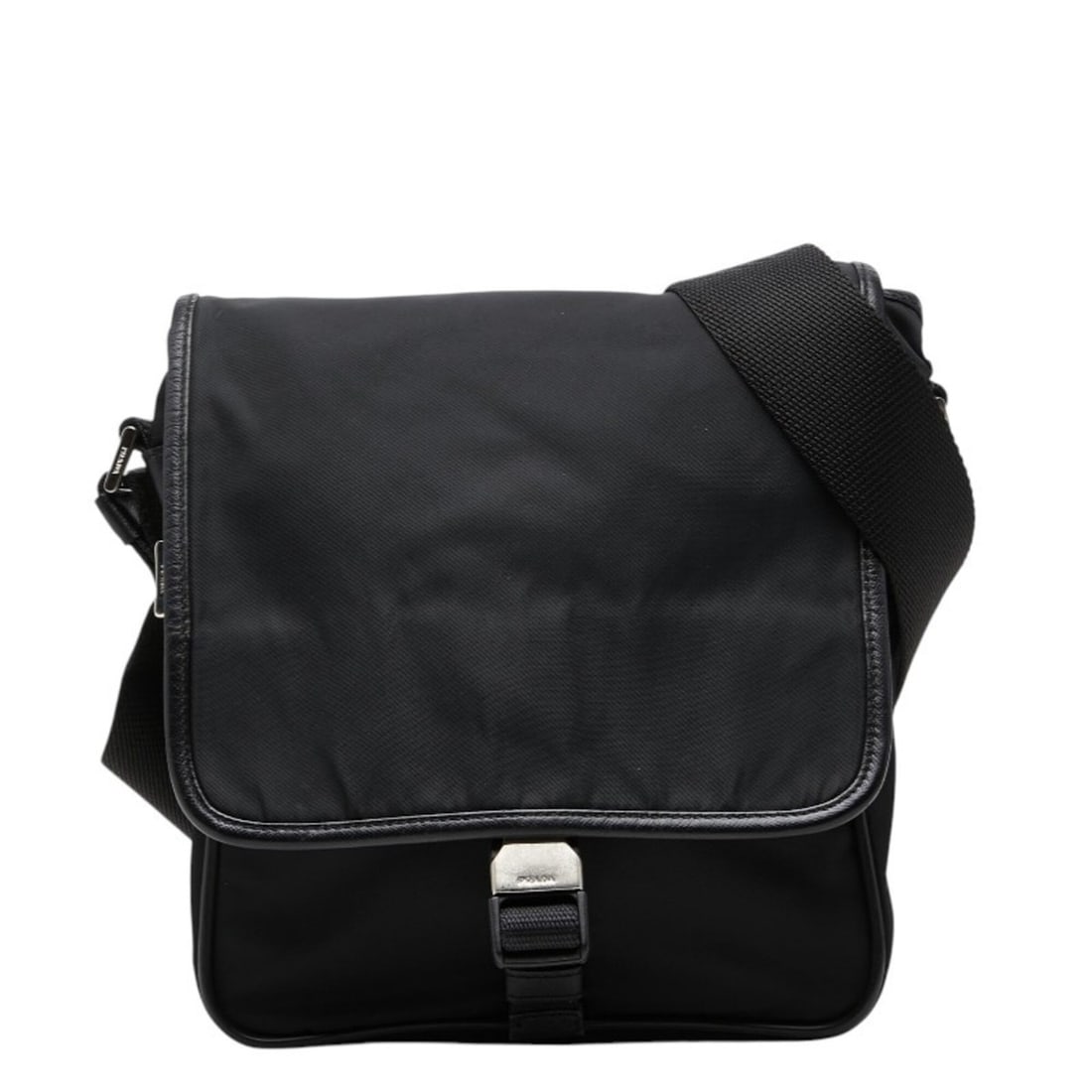 Prada Triangle Logo Plate Crossbody Shoulder Bag, Black Nylon, Men's PRADA: --- Catalog ---Category: SizeSize (HxWxD): 21.5cm x 19.5cm x 6cm / 8.46'' x 7.67'' x 2.36''Category: DesignType: Shoulder bagColor: BlackGender: MenMaterial: Nylon Category: GeneralBrand: Prada--- Ite