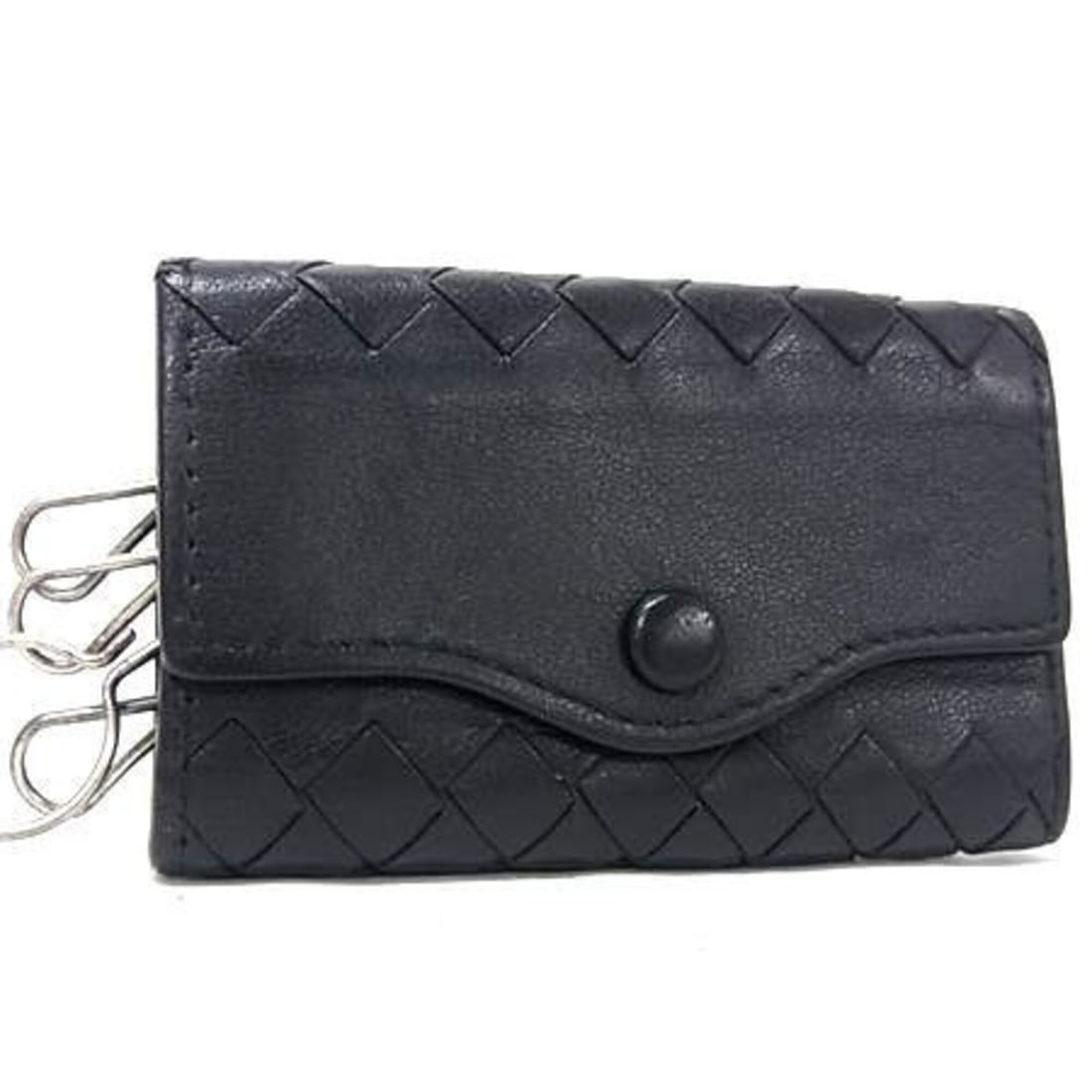 BOTTEGA VENETA Key Case Intrecciato 339336 Black Leather Men's Women's 4-Key: --- Catalog ---Category: DesignColor: BlackGender: Men,WomenMaterial: Leather Category: GeneralMPN: 339336Brand: Bottega VenetaCountry of Origin: ItalyCategory: Physical PropertiesSize (HxWxD): 9.5cm