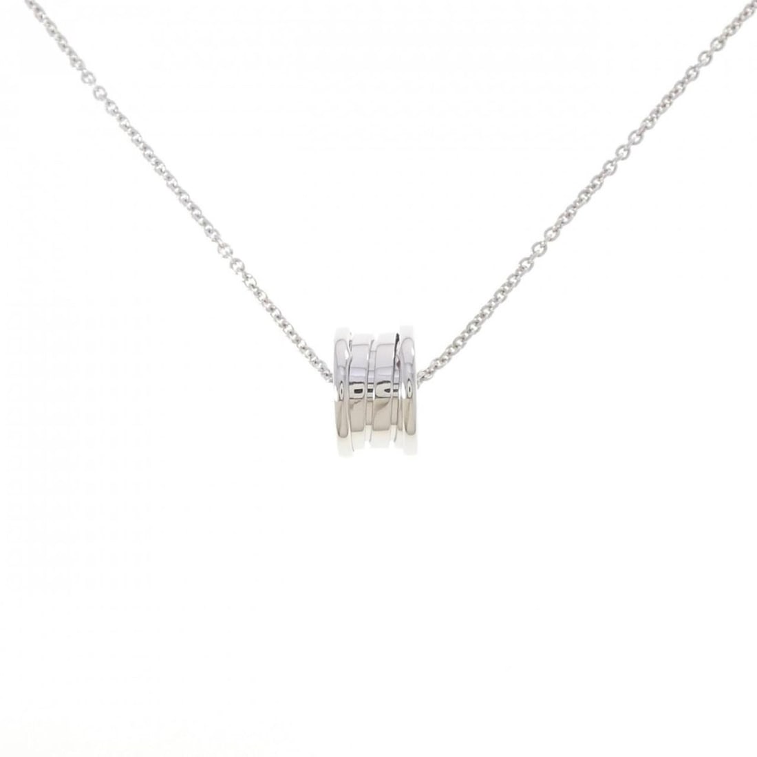 Bvlgari B.zero1 necklace: --- Catalog ---Category: SizeWidth: 1.8mm / 0.07''Weight: 11.6g / 0.4oz.Pendant Size: 14.7mm x 8.9mm / 0.57'' x 0.35''Neck Circumference: 41 cm / 16.14''Category: DesignGender: WomenMaterial: White go