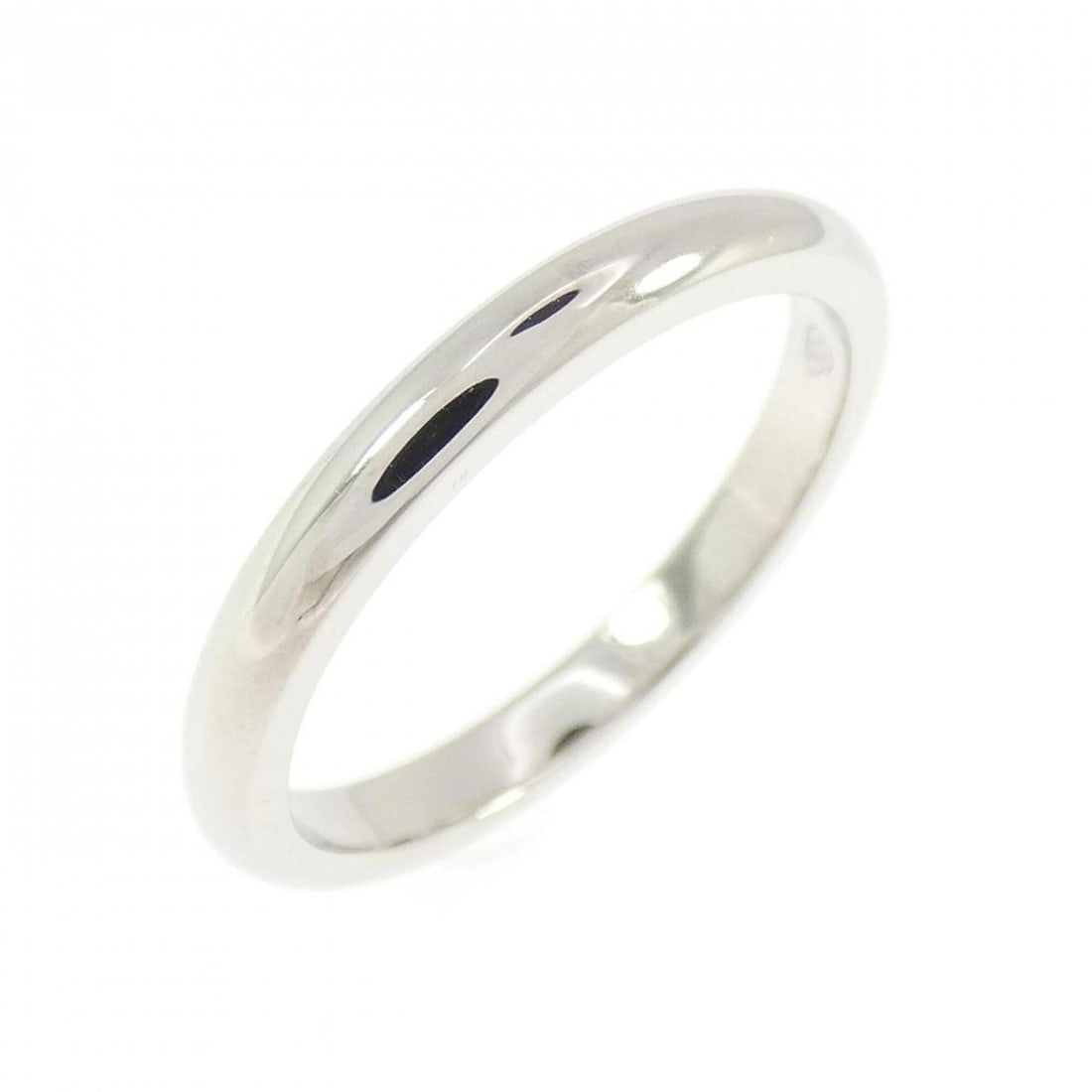 Bvlgari Roma Amor Ring: --- Catalog ---Category: SizeUS Size: 6Brand Size: 51Category: DesignType: Band ringStone: RubyGender: WomenMaterial: Platinum 950Category: GeneralMPN: 359900Brand: Bvlgari--- Item List ---Section: