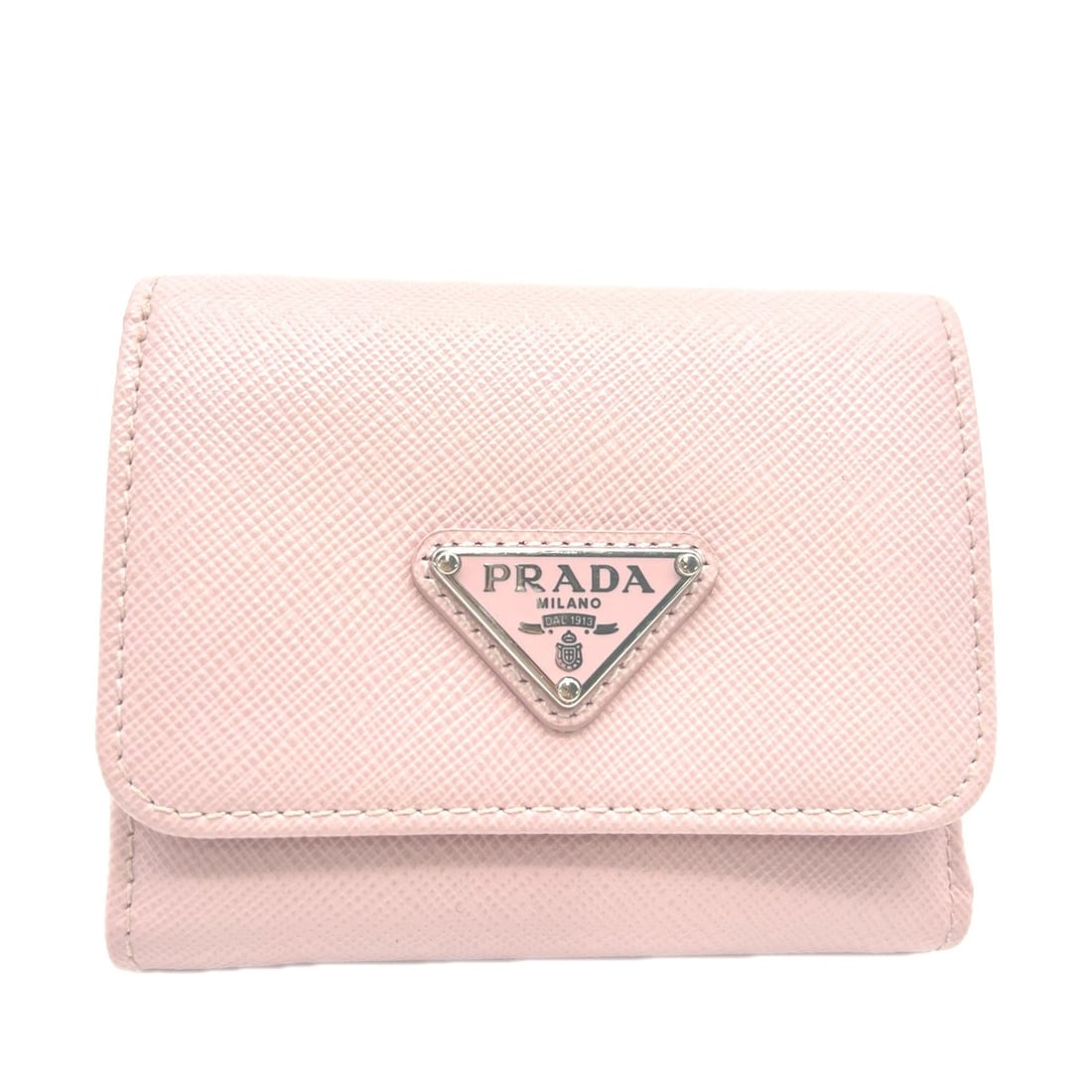 PRADA Saffiano Triangle Wallet, Alabaster Pink, 1MH043, Tri-fold Women's: --- Catalog ---Category: SizeSize (HxWxD): 8.5cm x 10cm x 2.5cm / 3.34'' x 3.93'' x 0.98''Category: DesignType: Wallet (tri-fold)Color: PinkGender: WomenMaterial: Saffiano triangle Category: GeneralBr