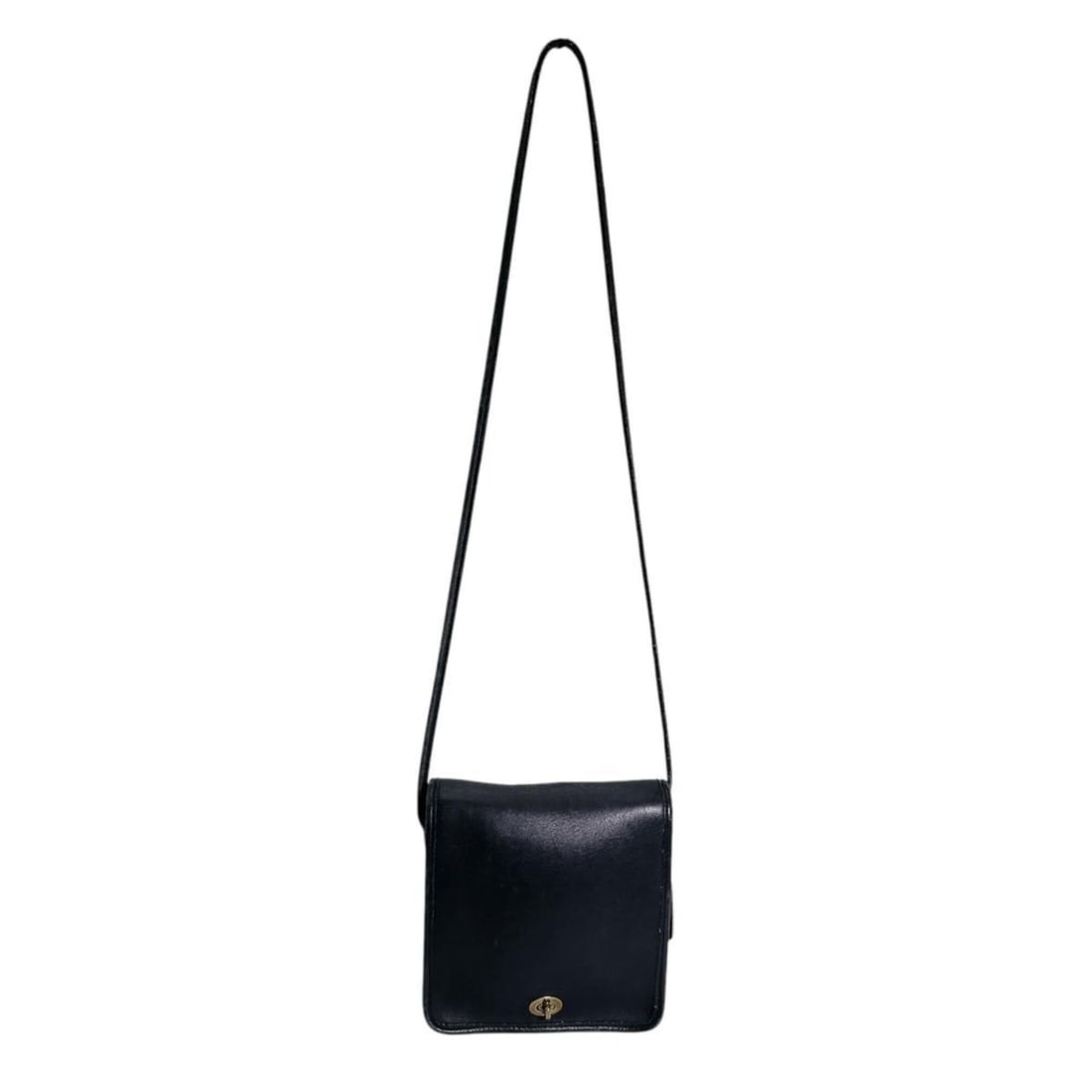 COACH Shoulder Bag, Turnlock Closure, Old Coach Leather, 107 Navy: --- Catalog ---Category: SizeWeight: 400g / 14.1oz.Strap Drop: 53cm / 20.86''Size (HxWxD): 19cm x 19cm x 4cm / 7.48'' x 7.48'' x 1.57''Strap Length: 115cm / 45.27''Category: DesignType: Shoulder bagCo