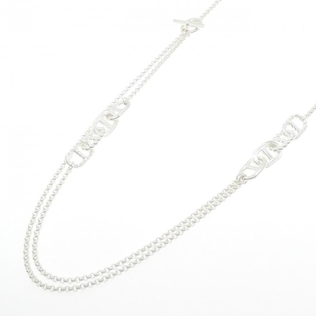 Hermes Hermès Chaine d'Ancre Area II Necklace: --- Catalog ---Category: SizePendant Size: 11.5mm / 0.45''Neck Circumference: 80 cm / 31.49''Category: DesignGender: Women,MenMaterial: Silver 925Necklace Type: NecklaceCategory: GeneralBrand:
