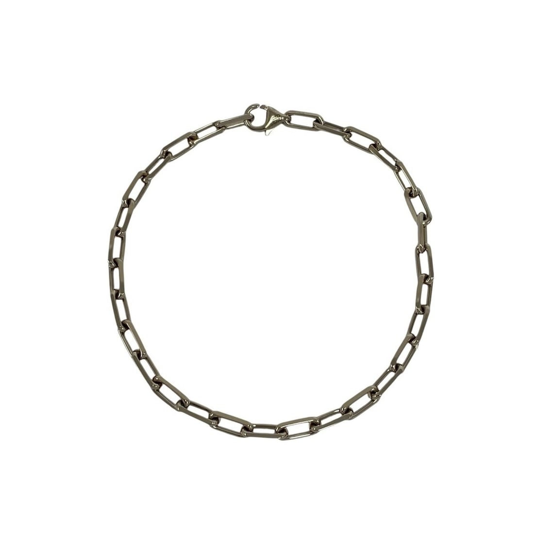 CARTIER Santos de Cartier Bracelet, 18K 750WG White Gold, Silver Accessory, Item No. 27652: --- Catalog ---Category: SizeLength: 19.5cm / 7.67''Category: DesignType: Charm braceletColor: SilverGender: WomenMaterial: White gold (18K)Category: GeneralBrand: Cartier--- Item List ---Section: Con