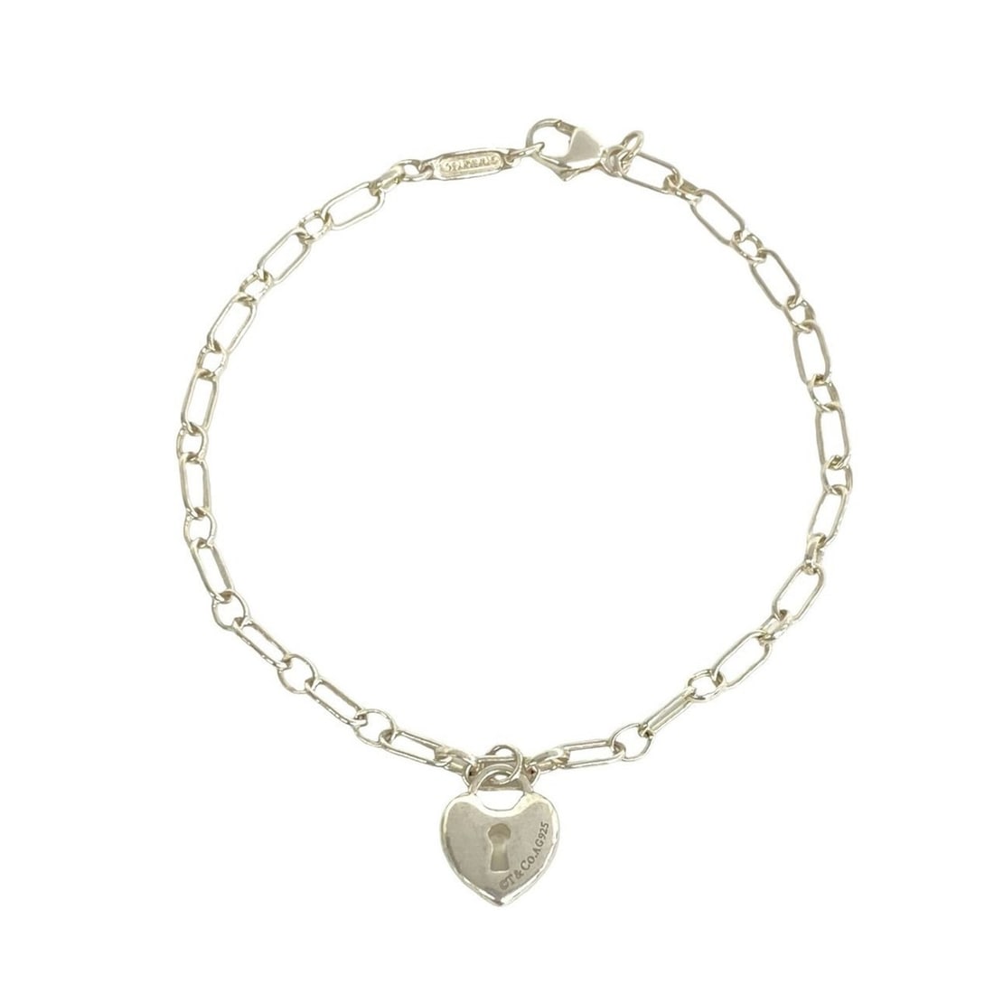 TIFFANY&Co. Tiffany Heart Lock Bracelet, Sterling Silver 925 Chain Accessory, Silver, Item No. 33744: --- Catalog ---Category: SizeLength: 17cm / 6.69''Category: DesignType: Charm braceletColor: SilverGender: WomenMaterial: Silver 925Category: GeneralBrand: Tiffany--- Item List ---Section: ConditionRa