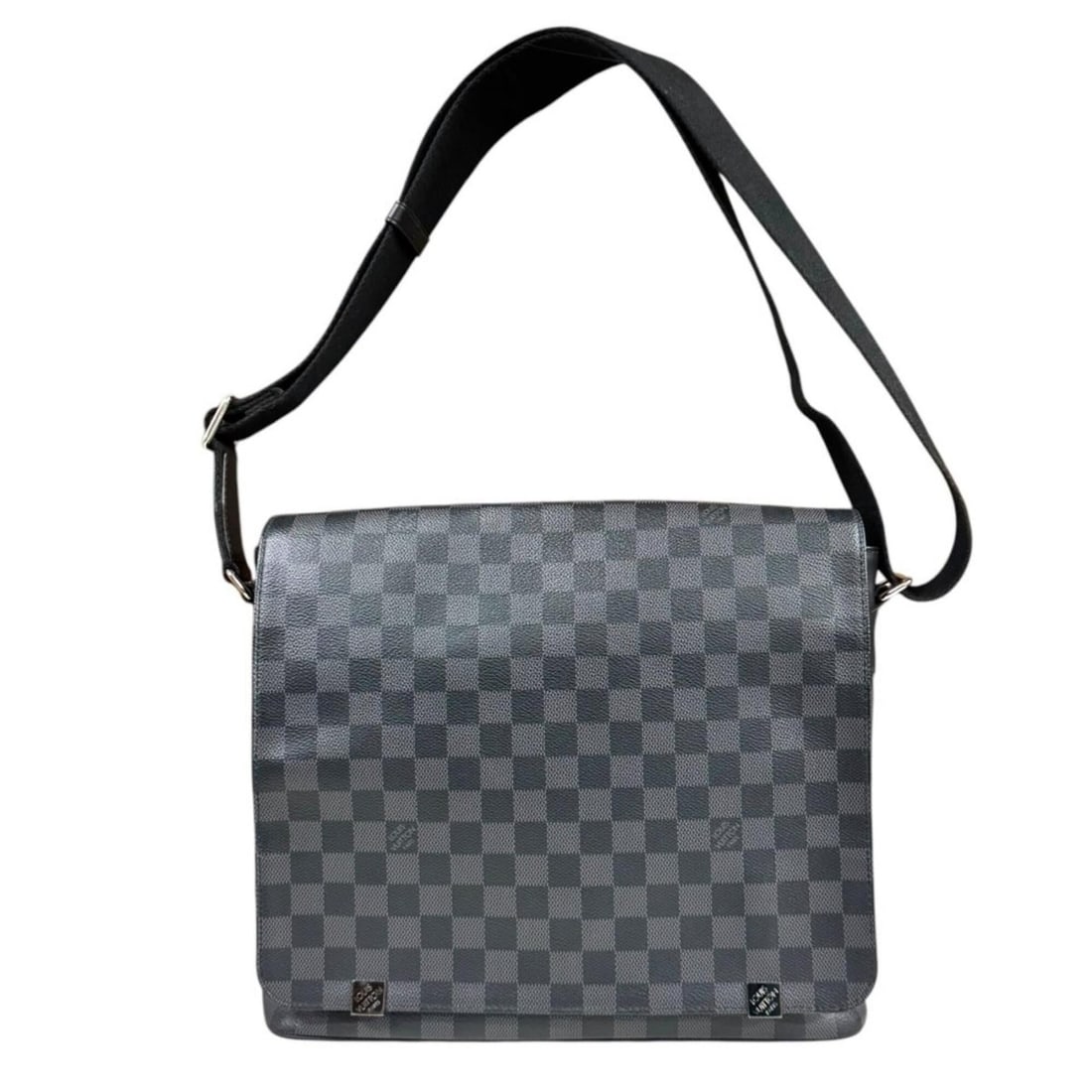 Louis Vuitton District MM NM Damier Graphite Shoulder Bag, Canvas N41029, Black, Men's, Pre-owned. (1 of 17)