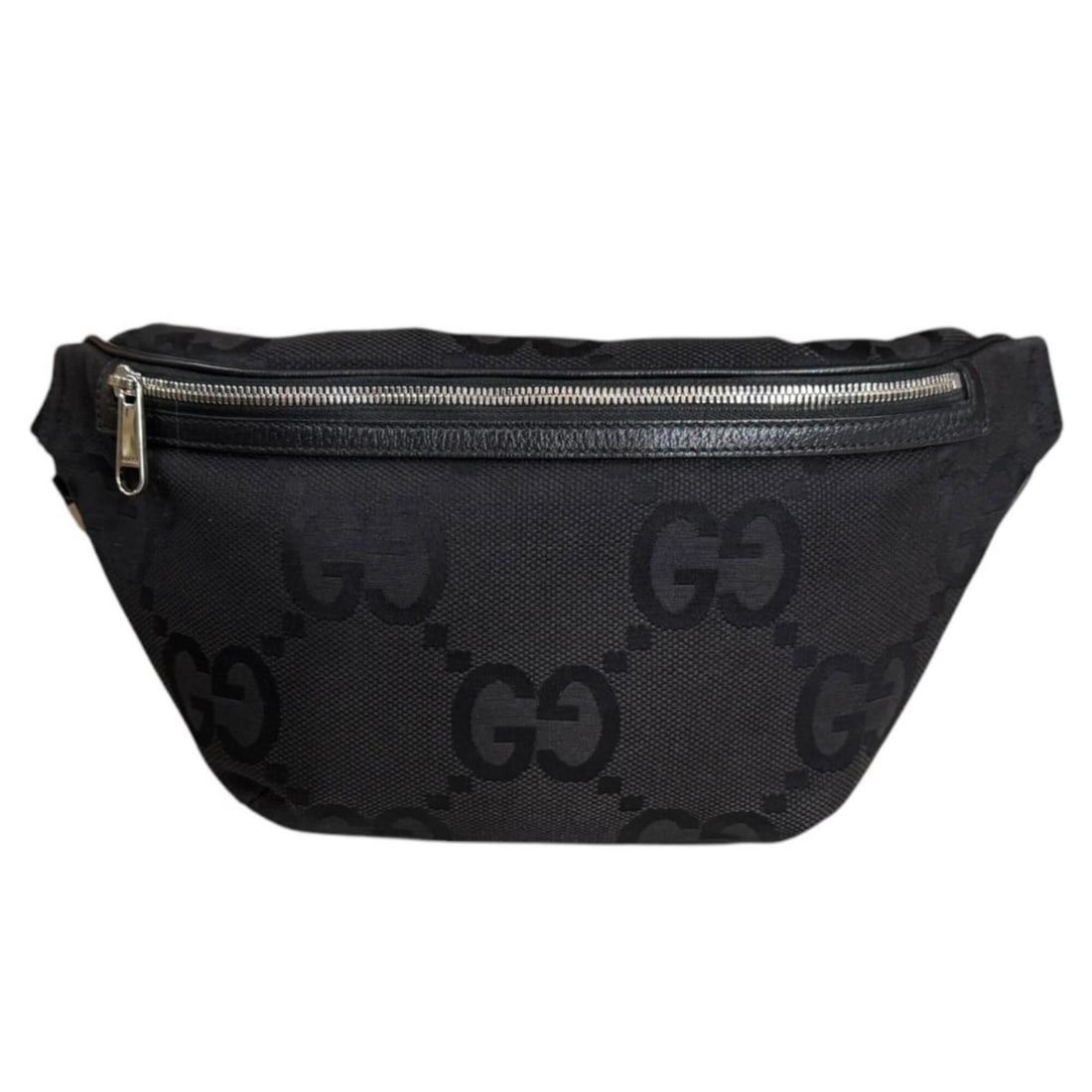Gucci Jumbo GG Belt Bag, Body Handbag, 696031, Black, Women's, Pre-owned.: --- Catalog ---Category: SizeWeight: 315g / 11.11oz.Size (HxWxD): 19cm x 39cm x 5cm / 7.48'' x 15.35'' x 1.96''Strap Length: 80cm / 31.49''Category: DesignType: Handbag, Sling bagColor: BlackGender: M