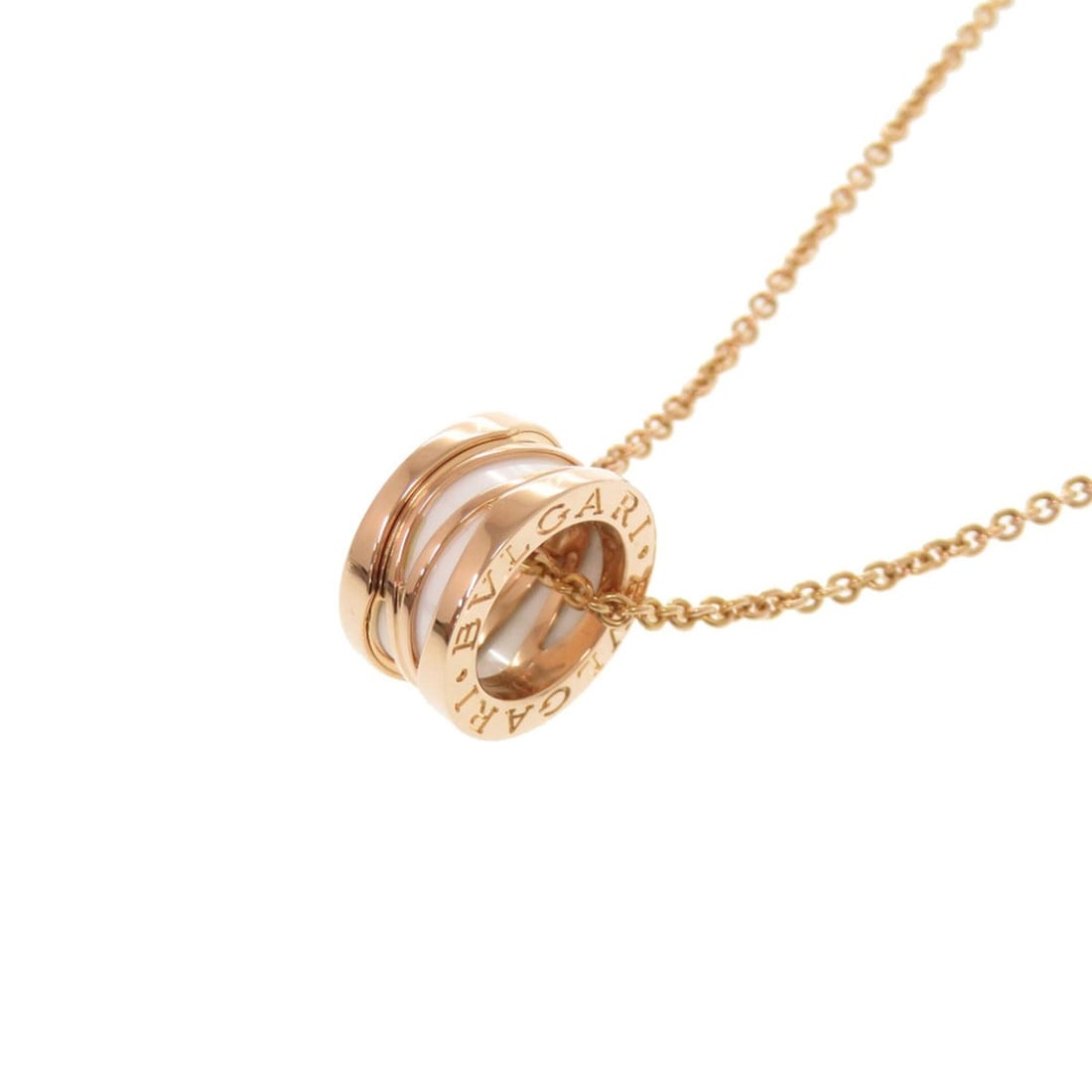 Bulgari B-ZERO1 Design Legend 18KPG 750PG White Ceramic Pink Gold Necklace Jewelry 1363BVLGARI: --- Catalog ---Category: SizePendant Size: 14mm x 8mm / 0.55'' x 0.31''Neck Circumference: 46 cm / 18.11''Category: DesignColor: Pink goldGender: WomenMaterial: Ceramic, Pink gold (18K)Necklace Type: 