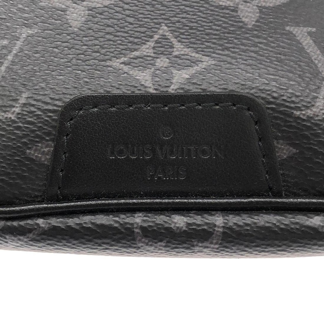 Louis Vuitton Monogram Eclipse Discovery Bumbag PM M46035 Shoulder Bag - 4