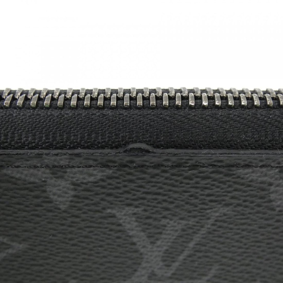 Louis Vuitton Monogram Eclipse Zippy Wallet Horizontal M11611 - 4