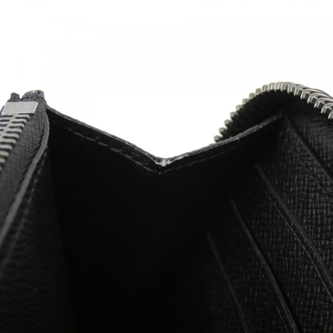 Louis Vuitton Monogram Eclipse Zippy Wallet Horizontal M11611 - 7