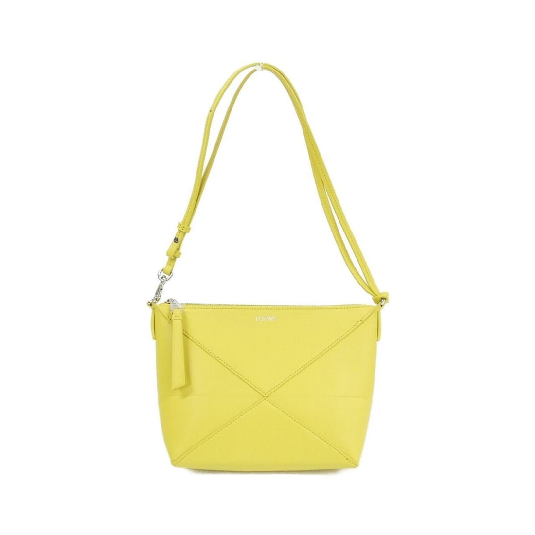 Loewe Puzzle Fold Handbag Pouch C510PT1X01: --- Catalog ---Category: SizeSize (HxWxD): 15cm x 17.5cm x 6cm / 5.9'' x 6.88'' x 2.36''Category: DesignType: Handbag, PouchColor: YellowGender: WomenMaterial: Leather Leather/Fur Type: CalfskinCatego