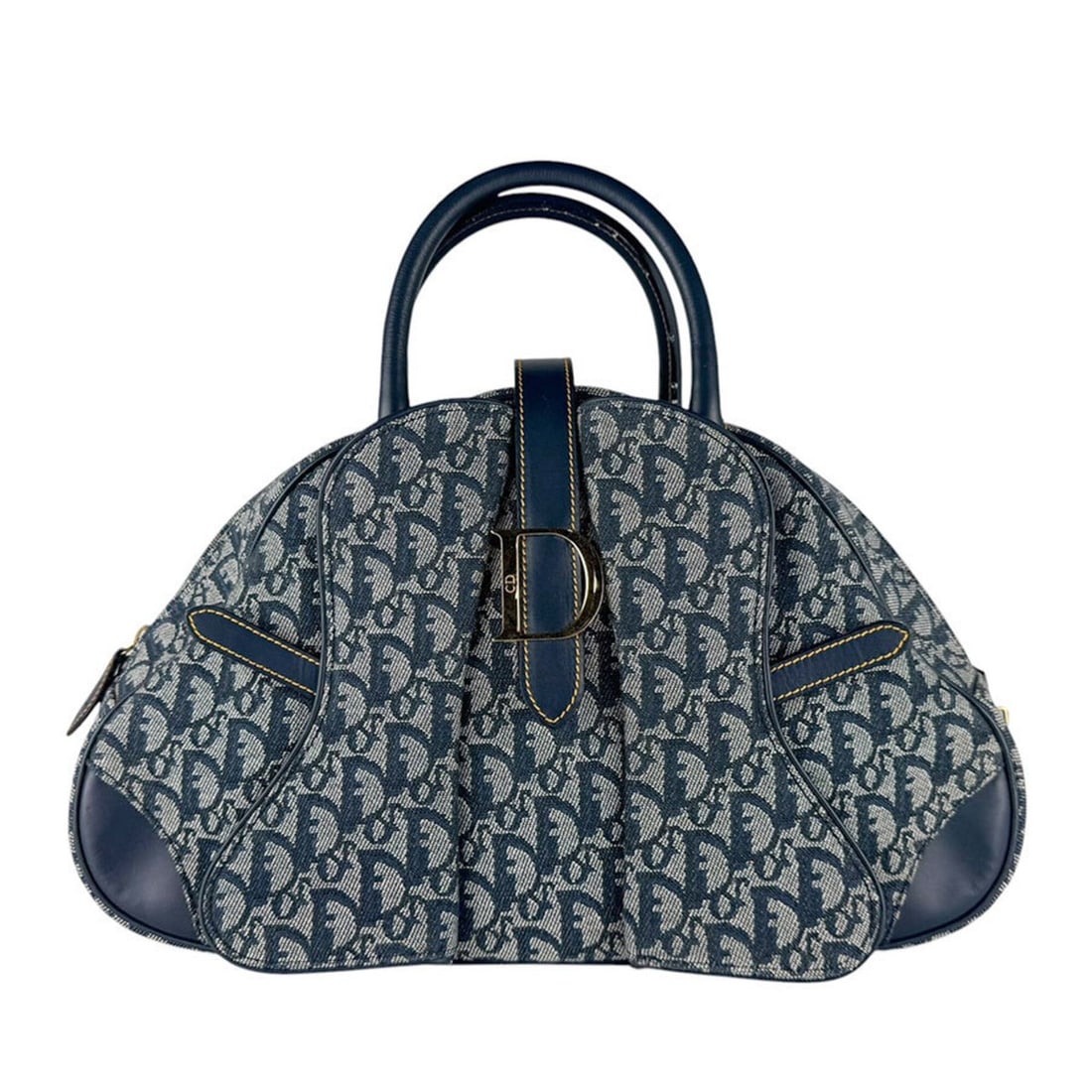 Christian Dior handbag, Trotter pattern, canvas and leather, navy, women's, z10655: --- Catalog ---Category: SizeSize (HxWxD): 23cm x 40cm x 12cm / 9.05'' x 15.74'' x 4.72''Category: DesignType: HandbagColor: NavyGender: WomenMaterial: Trotter , Leather Category: GeneralBrand: Christ